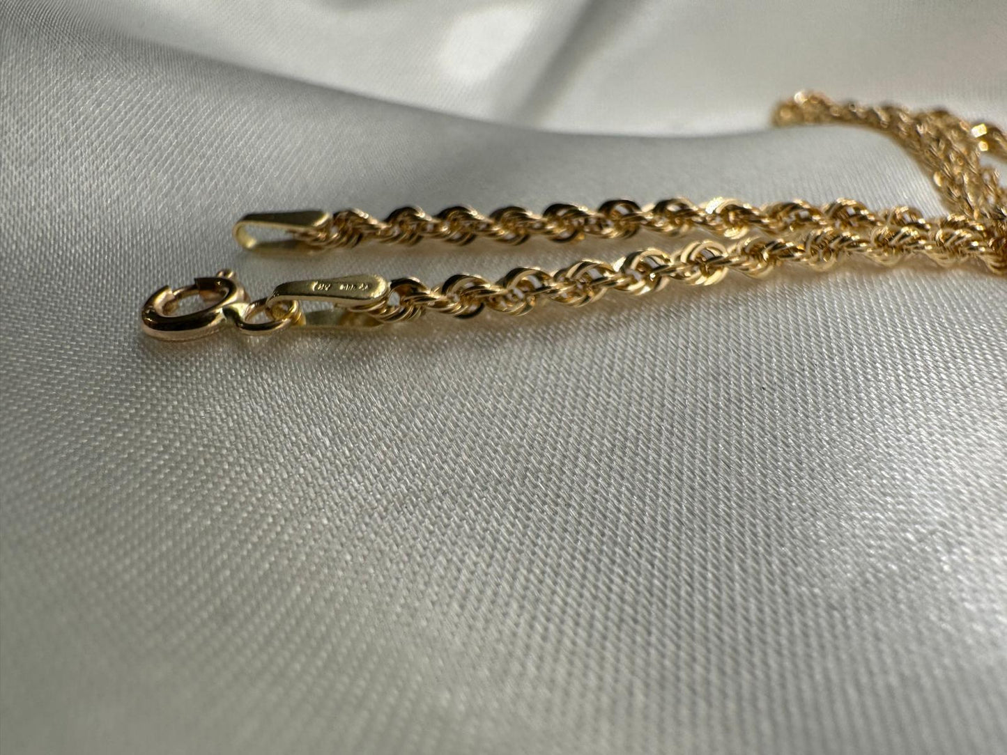 Collana America in Oro 18K con Crocetta Mille Luci e Zircone Centrale - 50 cm